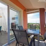 Gallery In Διαμέρισμα *